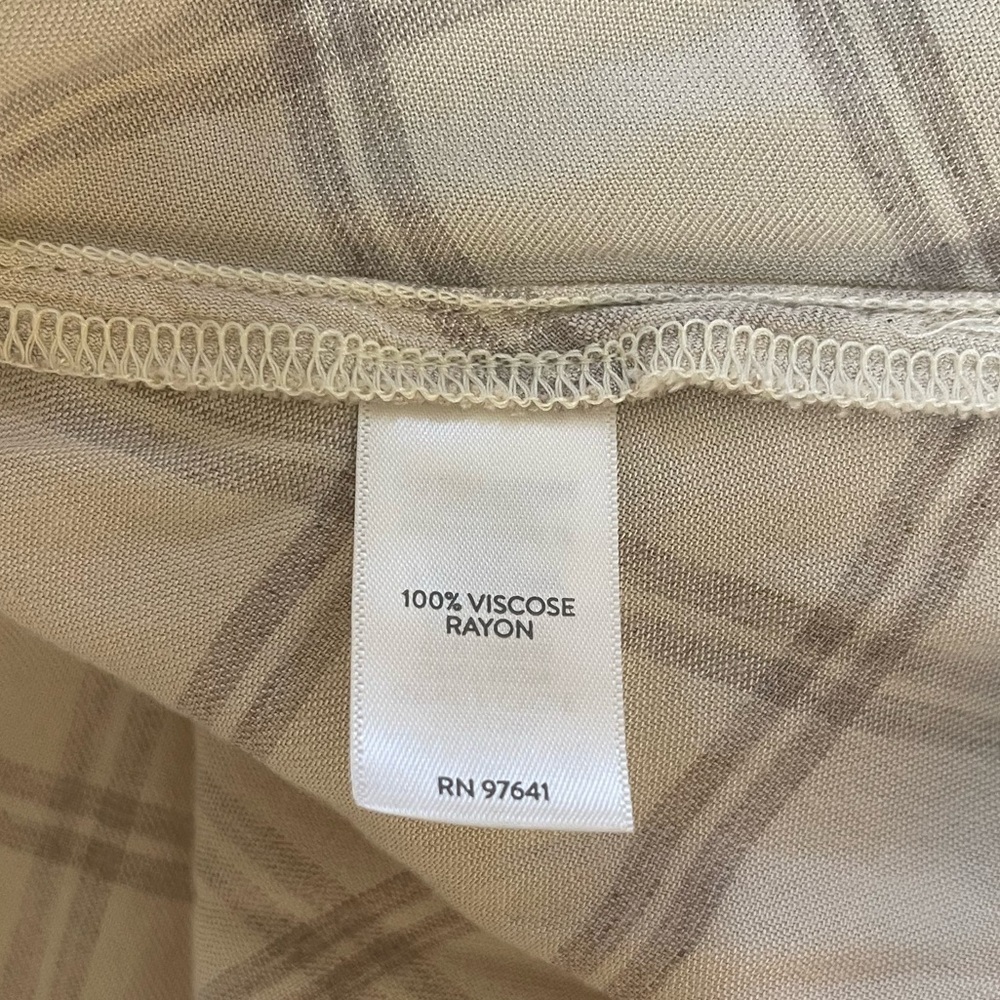 NWT! Women’s J.Jill 100% rayon plaid print cream colored  tunic blouse Small - Picture 4 of 4